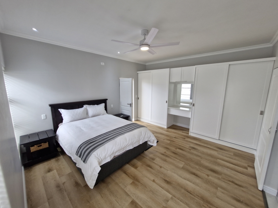 4 Bedroom Property for Sale in Stilbaai Oos Western Cape